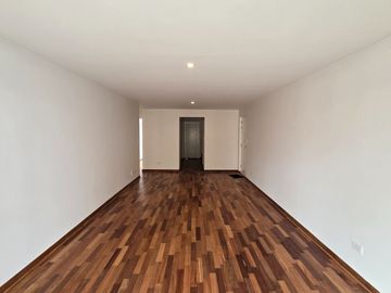 VENTA DE DEPARTAMENTO DÚPLEX 200 m2. URB. SANTA CRUZ MIRAFLORES