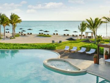 Departamento exclusivo, campo de golf, club de playa, venta, Playa del Carmen