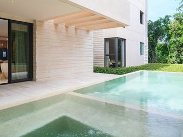 Penthouse de lujo, piscina privada, campo de golf, en venta, Playa del Carmen