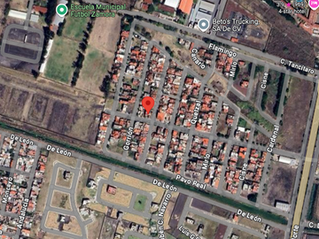 SE VENDE CASA EN RECUPERACION BANCARIA EN ZAMORA, MICHOACAN! SOLO CONTADO.