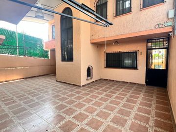 Venta Casa a 2 Cuadras de Av Vicente Guerrero Cuernavaca