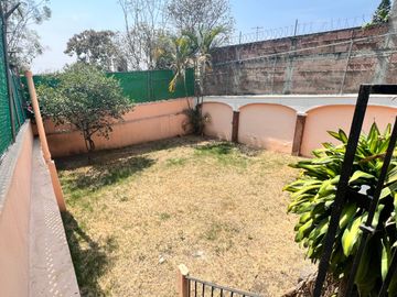 Venta Casa a 2 Cuadras de Av Vicente Guerrero Cuernavaca