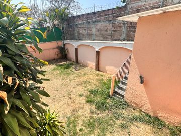 Venta Casa a 2 Cuadras de Av Vicente Guerrero Cuernavaca