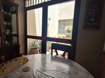 Vendo Casa 348 M2 Urb. Vista Hermosa 2 Cuadras Metro Ov Larco