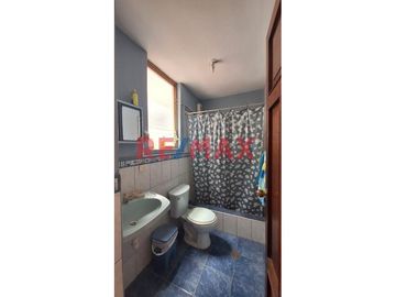 Vendo Casa 348 M2 Urb. Vista Hermosa 2 Cuadras Metro Ov Larco