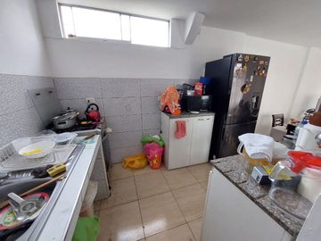 Venta de casa en San Juan de Miraflores (Para terreno) Cerca a colegio Maristas