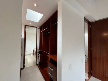 ARRIENDO CASA CONJUNTO BOSQUE MADERO, CAJICA – CUNDINAMARCA.