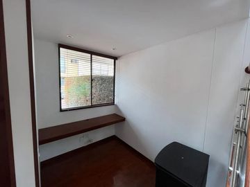 ARRIENDO CASA CONJUNTO BOSQUE MADERO, CAJICA – CUNDINAMARCA.