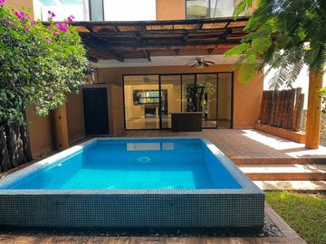 Venta Casa en Condominio Cerca de Sumiya
