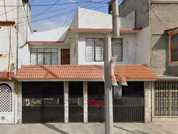 CASA EN ARAGON GUSTAVO A. MADERO