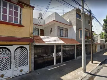CASA EN ARAGON GUSTAVO A. MADERO