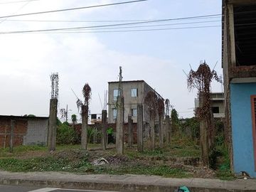 Se Vende Terreno Esquinero en Babahoyo