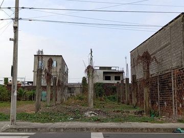 Se Vende Terreno Esquinero en Babahoyo
