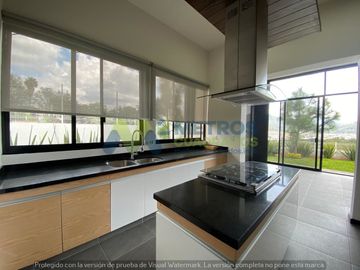 CASA en VENTA en LOS OLIVOS TRES MARÍAS