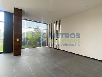 CASA en VENTA en LOS OLIVOS TRES MARÍAS