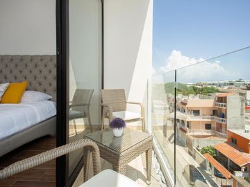 ESTUDIO EN VENTA CENTRO DE PLAYA DEL CARMEN, A 5 CUADRAS DE LA 5TA AV