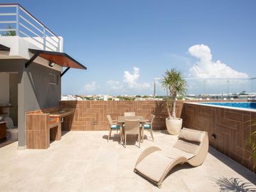 ESTUDIO EN VENTA CENTRO DE PLAYA DEL CARMEN, A 5 CUADRAS DE LA 5TA AV