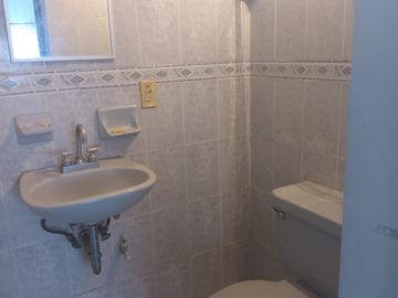 Edificio en VENTA   para comercio Ubicado en zona centro Martinez de la torre, Ver.
