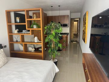 ESTUDIO EN VENTA EN EL CENTRO DE PLAYA DEL CARMEN A 5 CUADRAS DE LA 5TA AV
