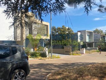 CASA en VENTA en ALPES NORTE ALTOZANO