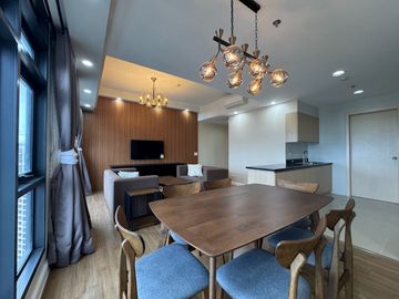 RUSH SALE Penthouse Unit in The Sandstone at Portico