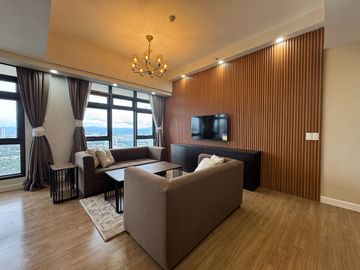 RUSH SALE Penthouse Unit in The Sandstone at Portico