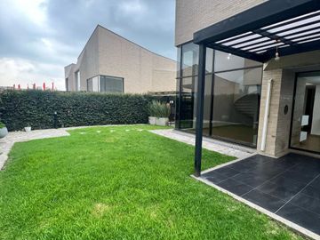 Casa Conjunto Cerrado Macarena – Palo de Agua III – Cota – Colombia