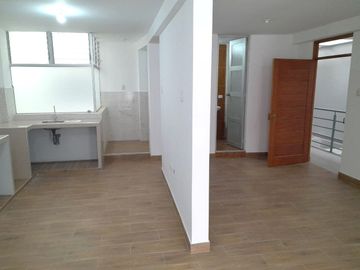 VENTA DE DEPARTAMENTO EN LARRY JHONSON CAJAMARCA 2DO PISO EXTERIOR