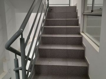 VENTA DE DEPARTAMENTO EN LARRY JHONSON EN CAJAMARCA 2DO PISO INTERIOR