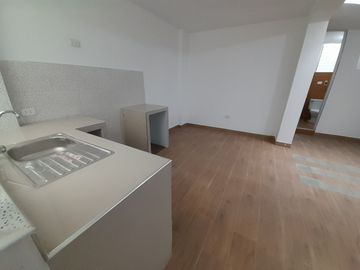 VENTA DE DEPARTAMENTO EN LARRY JHONSON EN CAJAMARCA 2DO PISO INTERIOR