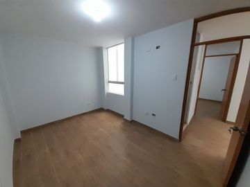 VENTA DE DEPARTAMENTO EN LARRY JHONSON EN CAJAMARCA 2DO PISO INTERIOR