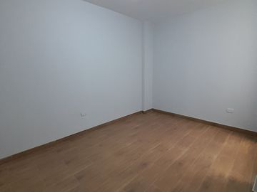VENTA DE DEPARTAMENTO EN LARRY JHONSON EN CAJAMARCA 2DO PISO INTERIOR