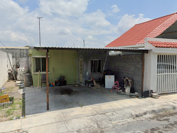 Casa en venta ¡REMATE BANCARIO! -Profa. Isabel Garza, Cerralvo, Nuevo León.