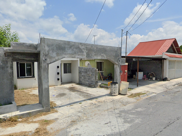 Casa en venta ¡REMATE BANCARIO! -Profa. Isabel Garza, Cerralvo, Nuevo León.
