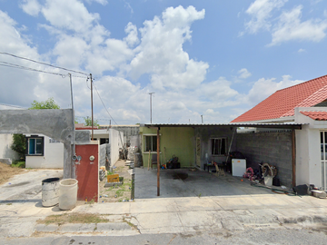 Casa en venta ¡REMATE BANCARIO! -Profa. Isabel Garza, Cerralvo, Nuevo León.