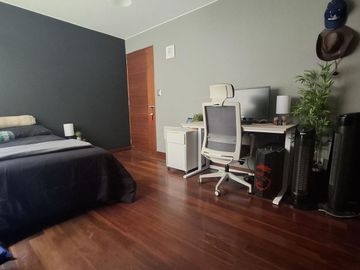 Venta De Hermoso Pent House En Chacarilla - Surco