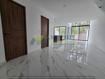 CASA en VENTA en FRACC. PASEO del PARQUE en TRES MARIAS