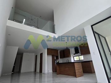 CASA en VENTA en FRACC. PASEO del PARQUE en TRES MARIAS