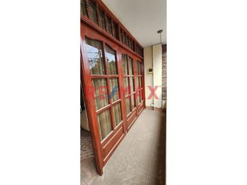 Venta De Amplio Departamento En Urb. Santa Teresa De Ávila – 133M² | $63,000