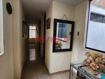 Venta De Amplio Departamento En Urb. Santa Teresa De Ávila – 133M² | $63,000