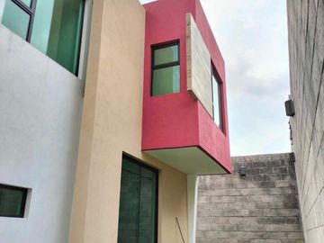 CASA A TAN SOLO 5 MINUTOS DE METEPEC