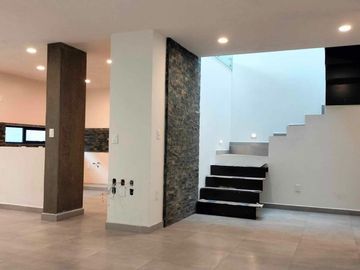 CASA A TAN SOLO 5 MINUTOS DE METEPEC