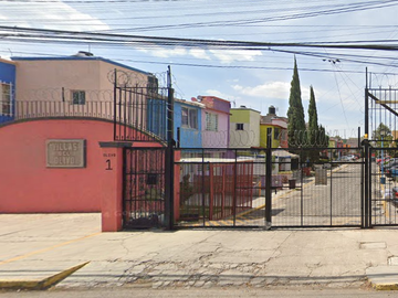 CASA EN VENTA DE RECUPERACION BANCARIA, VILLAS OLIVO, PROLONGACION MORELOS, CUAUTITLAN.