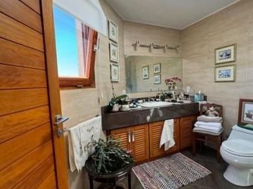 Elegante casa de Venta Rancho San Francisco.  1067 m² de Terreno y 455 m² Construccion