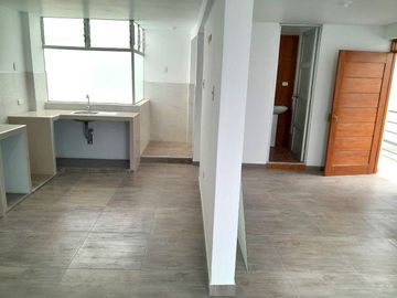 VENTA DE DEPARTAMENTO EN CAJAMARCA LARRY JHONSON 3ER PISO EXTERIOR