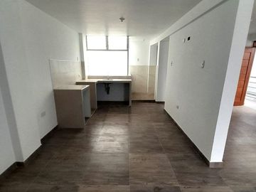 VENTA DE DEPARTAMENTO EN CAJAMARCA LARRY JHONSON 3ER PISO EXTERIOR