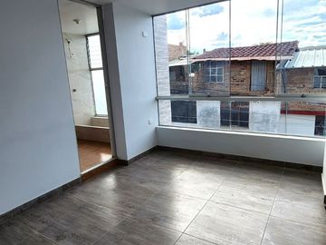 VENTA DE DEPARTAMENTO EN CAJAMARCA LARRY JHONSON 3ER PISO EXTERIOR