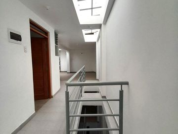 VENTA DE DEPARTAMENTO EN CAJAMARCA LARRY JHONSON 3ER PISO EXTERIOR
