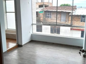 VENTA DE DEPARTAMENTO EN CAJAMARCA LARRY JHONSON 3ER PISO EXTERIOR