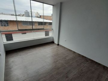 VENTA DE DEPARTAMENTO EN CAJAMARCA LARRY JHONSON 3ER PISO EXTERIOR